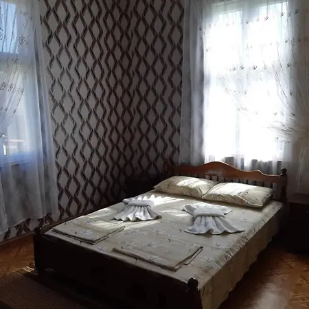 Yankov *